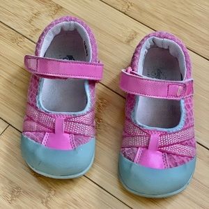 𝅺See Kai Run Millennium II Waterproof MaryJanes sz9